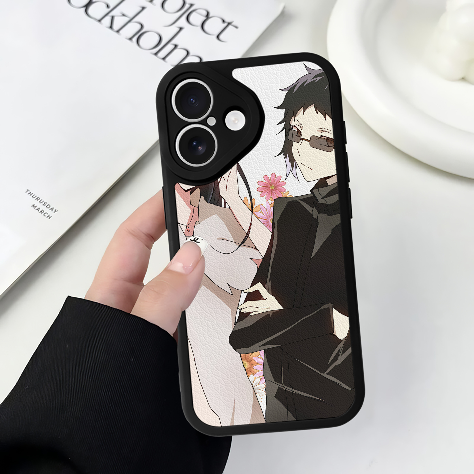 （画像用） 文豪ストレイドッグス Bungo Stray Dogs 【iPhone 16シリーズ対応】シリコンスマホケース（レザー調） 材質：シリコン